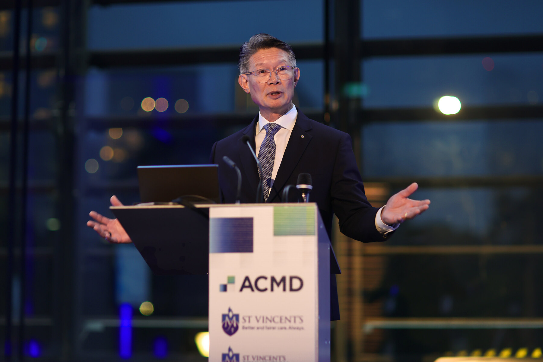Speaker presenting at a Melbourne conference